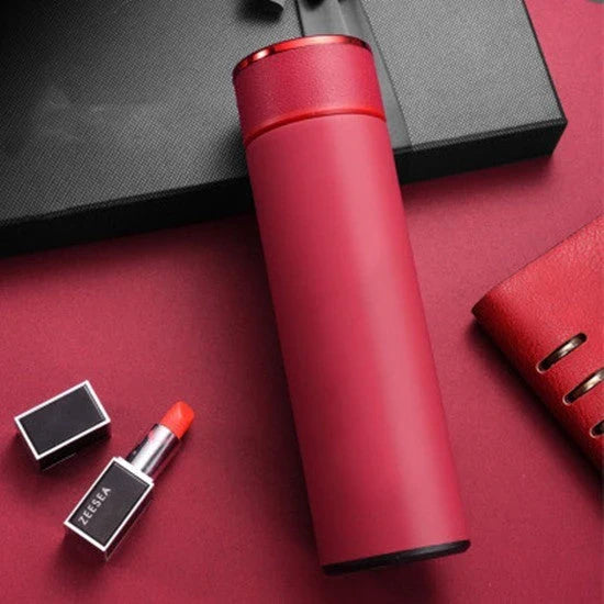 Premium business mug with touch-sensitive temperature display, made of durable stainless steel in sleek black, red, and blue colors