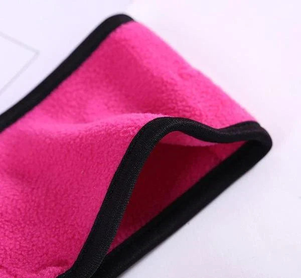 Wireless Bluetooth headband in multiple colours, featuring knitted fabric, built-in microphone and long-lasting battery for outdoor fitness and yoga activities.