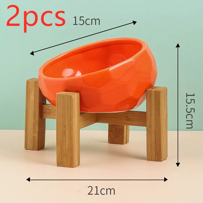 Elegant ceramic pet bowl with oblique mouth design for cats and dogs