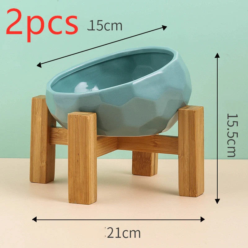 Elegant ceramic pet bowl with oblique mouth design for cats and dogs