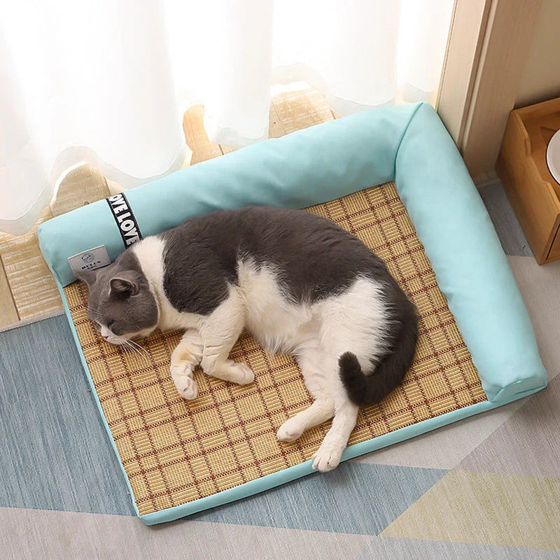 Cooling mats for pets made of breathable bamboo fiber and polypropylene cotton, available in various colors and sizes.