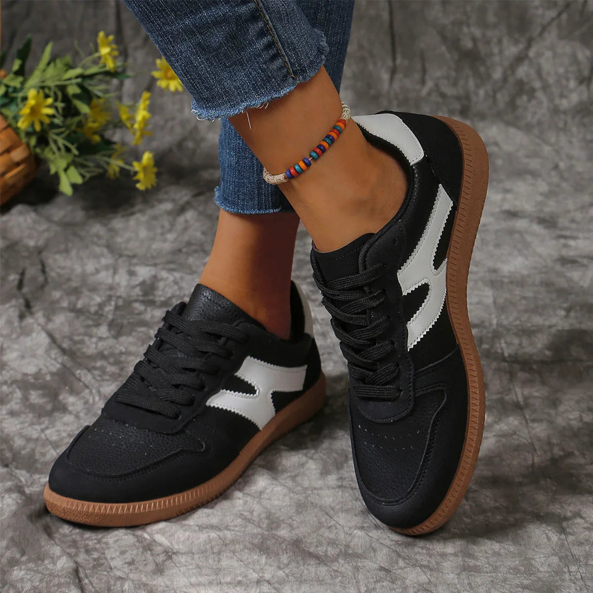 Stylish colourblock lace-up flats for women in black and pink