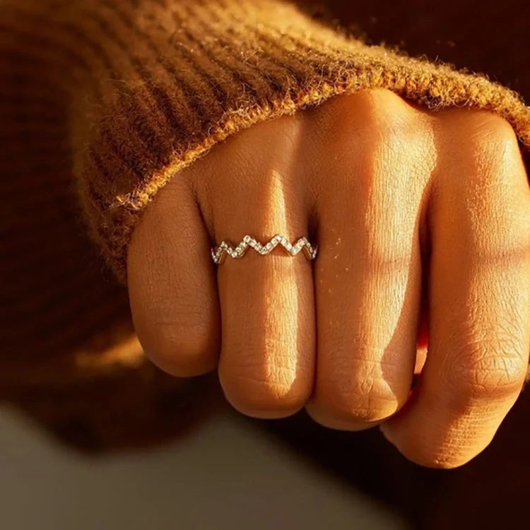Adjustable Wave Pattern Zircon Ring in 925 silver with gem inlays