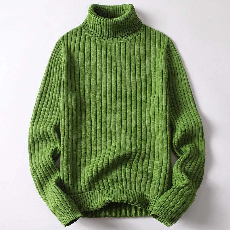 Stylish turtleneck sweater for men and women, perfect for autumn and winter wear