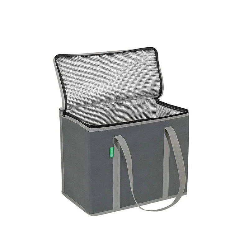 Insulated lunch cooler bag made of durable non-woven fabric and aluminum foil, ideal for work, beach, and picnics