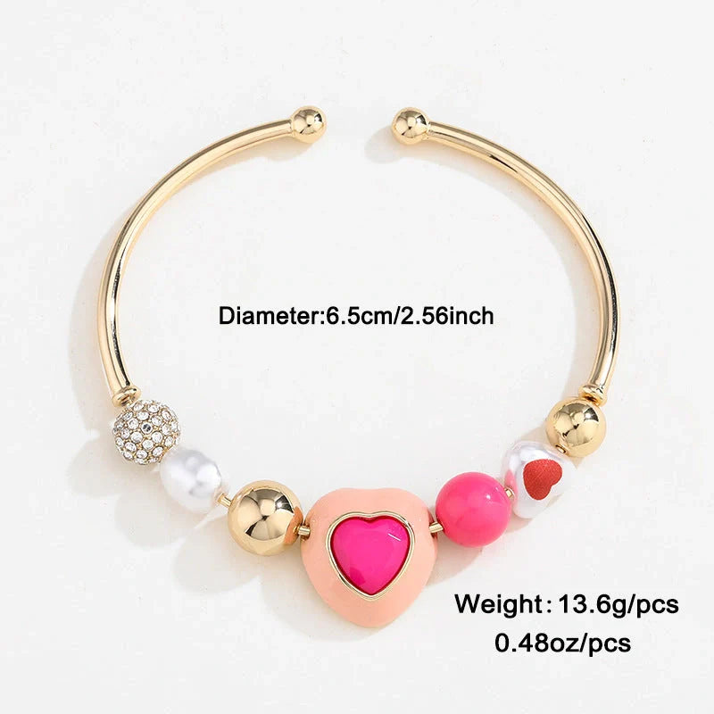 Elegant Heart Peach Pearl Bracelet Set with O-shaped chain and imitation pearls