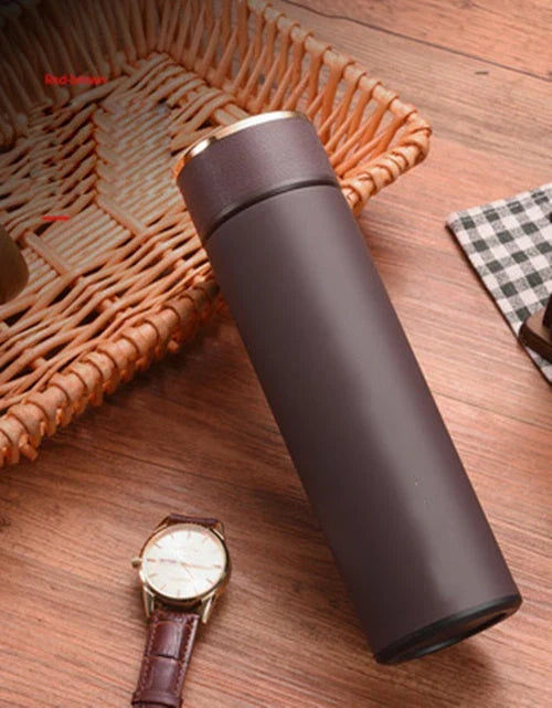 Premium business mug with touch-sensitive temperature display, made of durable stainless steel in sleek black, red, and blue colors