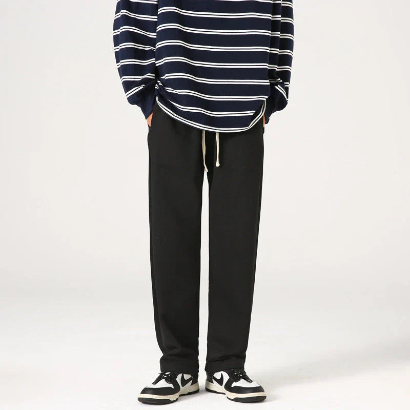 Loose, comfortable casual trousers in a variety of classic colours for the British style enthusiast