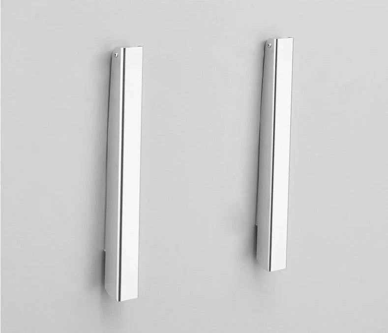 Foldable Aluminum Alloy Wall Hanger with Sturdy Triangle-Shaped Design and Rust-Resistant Finish