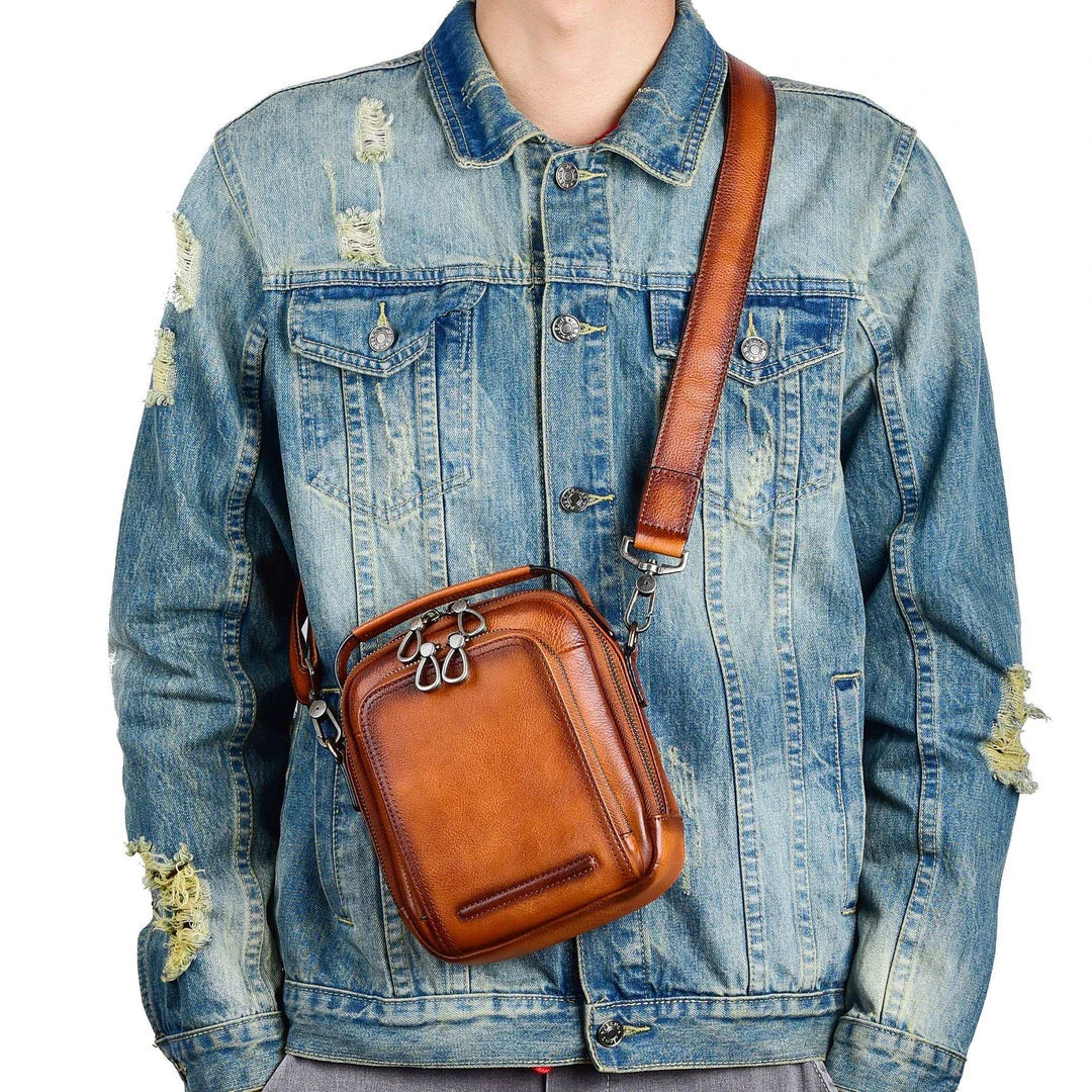 Cowhide Retro Casual Men's Messenger Bag in black with a classic, stylish design