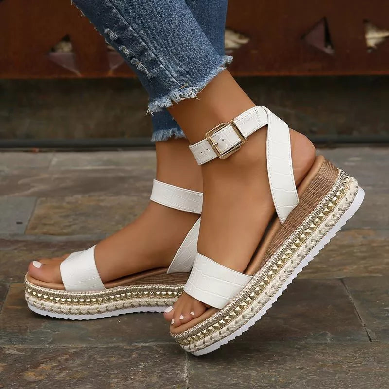 Women's summer sandals with buckle strap and hemp wedges in white, black, and apricot