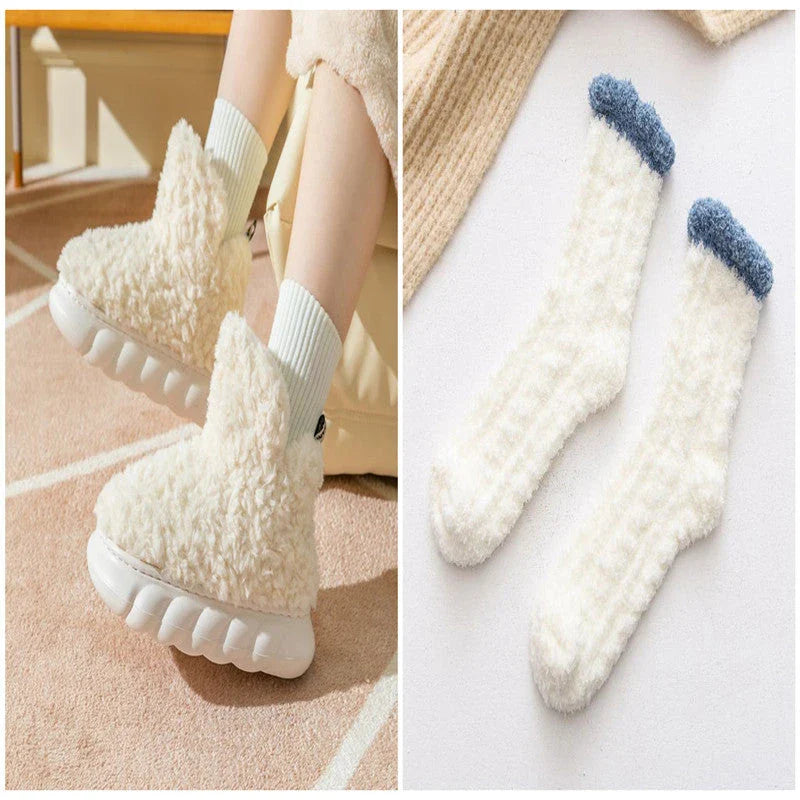 Cozy plush waterproof slippers in a variety of vibrant colors, featuring a stylish design and durable construction for indoor and outdoor wear