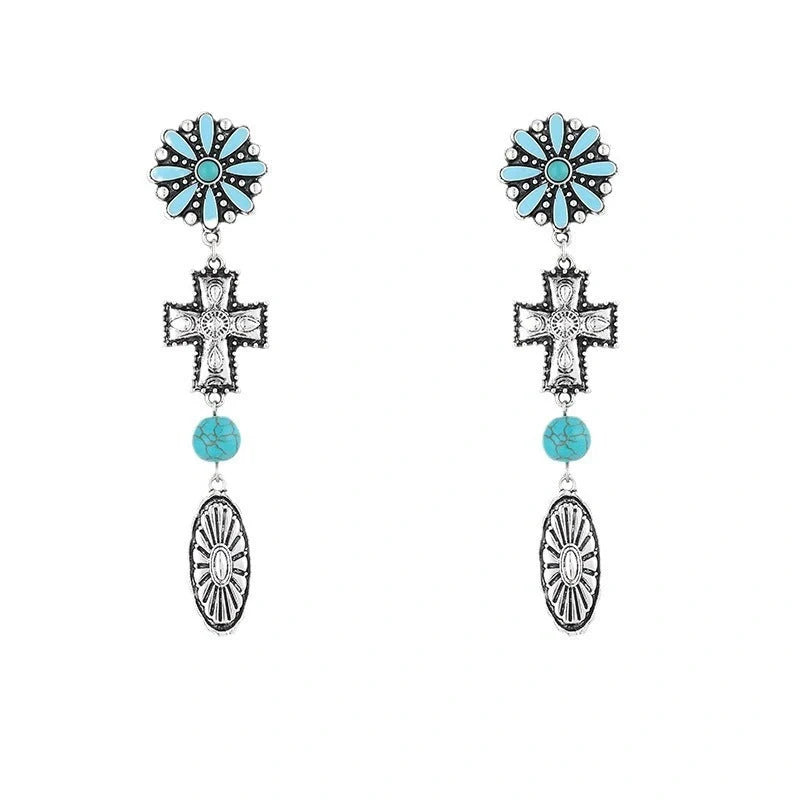 Elegant turquoise and cross-patterned personalized necklace set with vintage-inspired design
