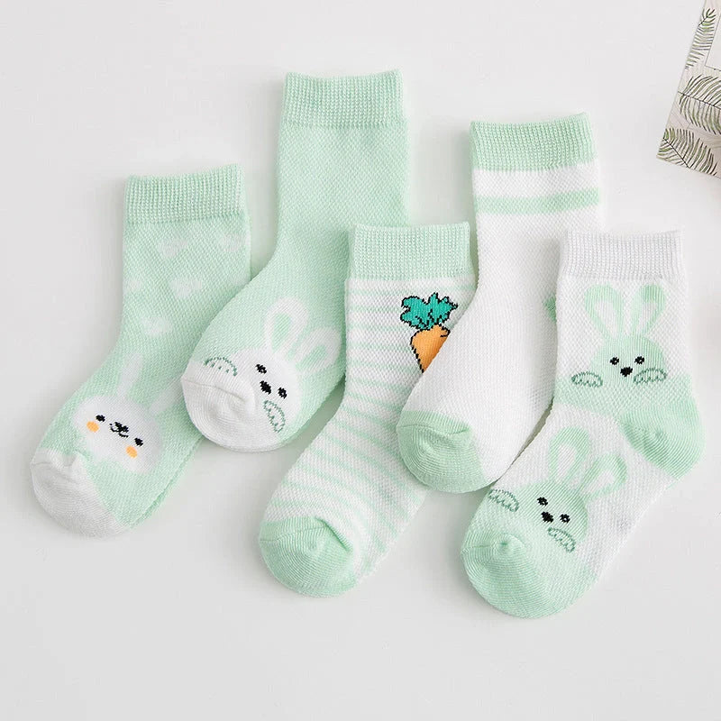 Cotton breathable baby socks in various colours and sizes