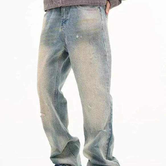Loose, straight-leg jeans in a light blue, washed-out vintage style for men