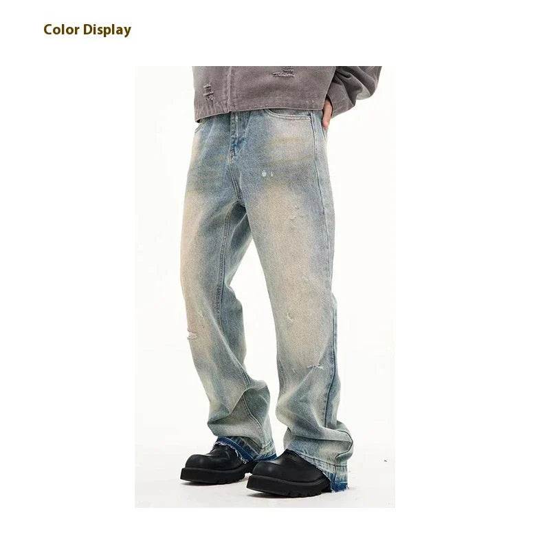 Loose, straight-leg jeans in a light blue, washed-out vintage style for men