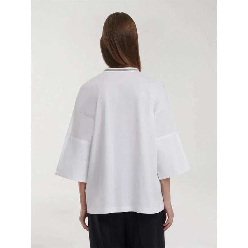 Chic bead chain split hem white T-shirt with a loose fit and drop sleeves for comfortable and stylish summer wear