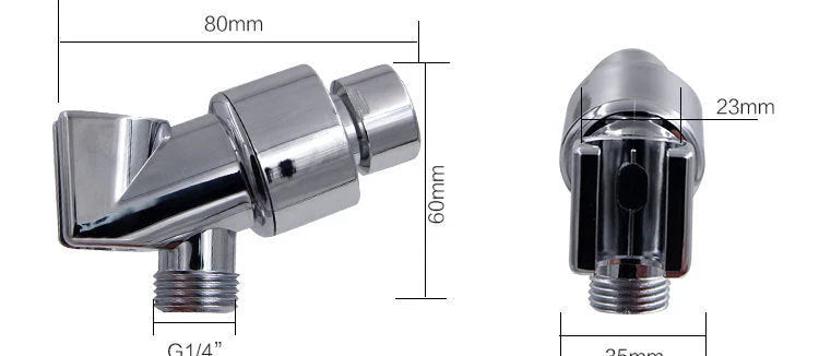 A high-pressure handheld shower head with a turbo-charged water flow and a cotton filter for a luxurious, spa-like bathing experience.