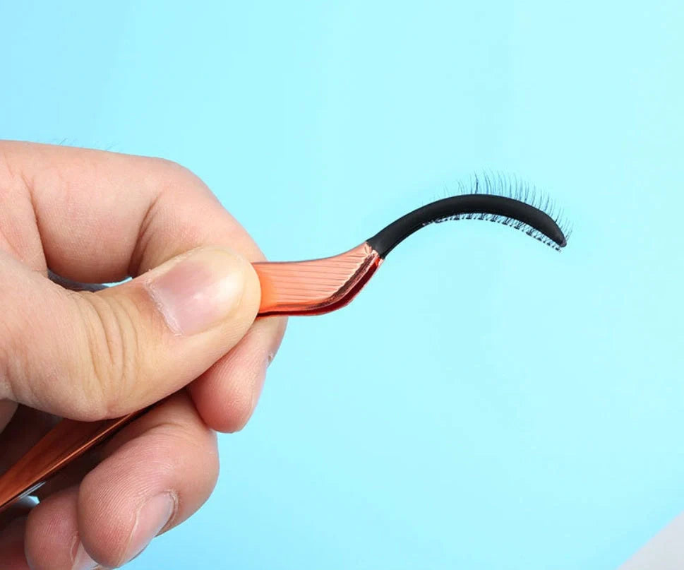 Rose gold false eyelash curler aid for perfect lash curl