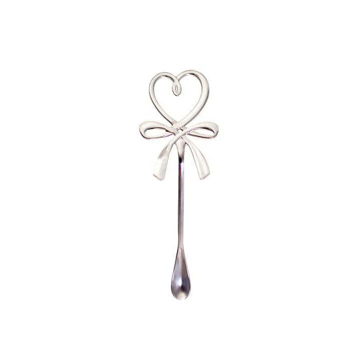 Mini heart-shaped tea spoon made of stainless steel, perfect for serving tea, desserts, and beverages