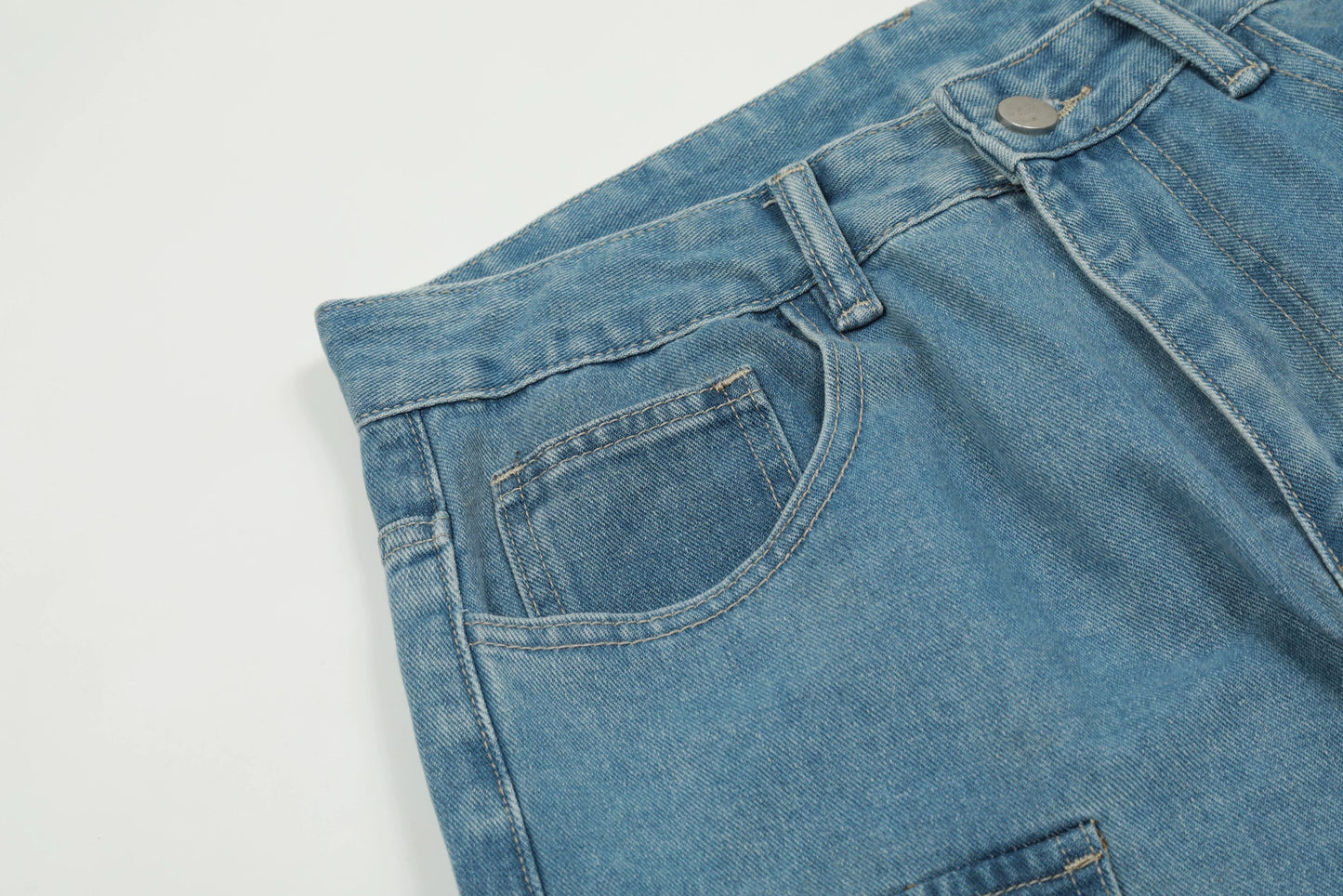 American High Street Multi-pocket Washed Baggy Jeans in Blue, featuring a relaxed, baggy fit and multiple pockets for functional style.