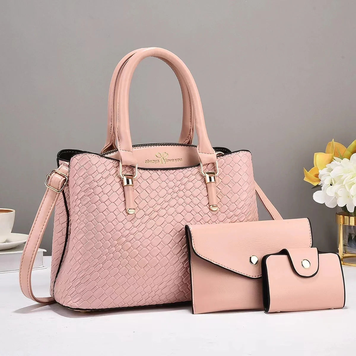 Retro woven three-piece shoulder bag set in various colours, showcasing large capacity and stylish design.