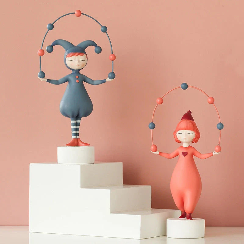 Homeenjoy UK Charming Resin Elf Figurine Ornaments - Graceful Woodland Décor
