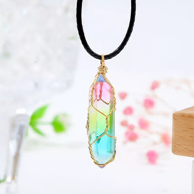 Women's Transparent Geometric Diamond Crystal Necklace with sparkling crystals