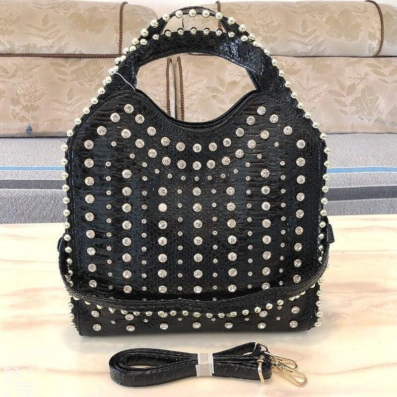 Homeenjoy UK Diamond-Studded Messenger Bag - Fashionable Luxury