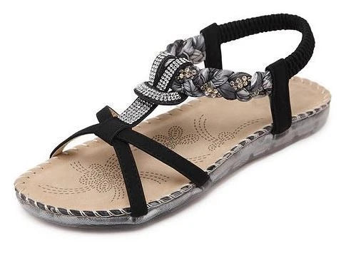 Low-top toe sandals with two-layer leather upper, raw rubber sole, and rhinestone detailing