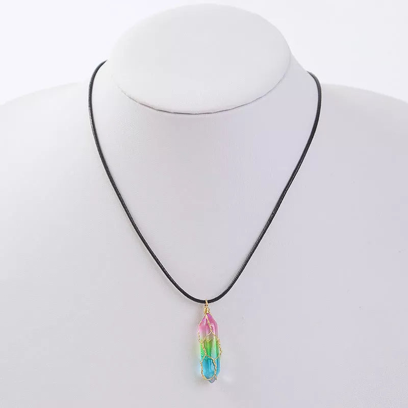 Women's Transparent Geometric Diamond Crystal Necklace with sparkling crystals