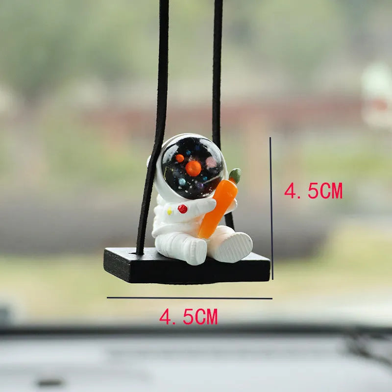 Resin cartoon astronaut car pendant with five character variations