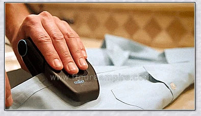 Portable folding steam iron for travel, compact and lightweight design with 6 fabric heat settings