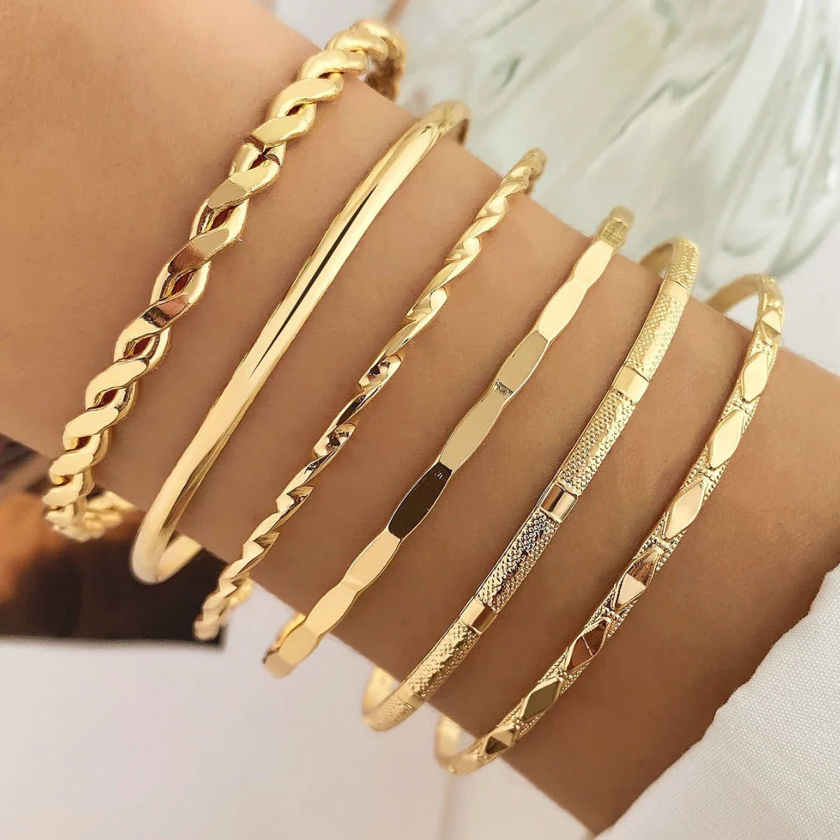 Bohemian Metal Chain Bracelet Set for Women in Gold Geometric Design