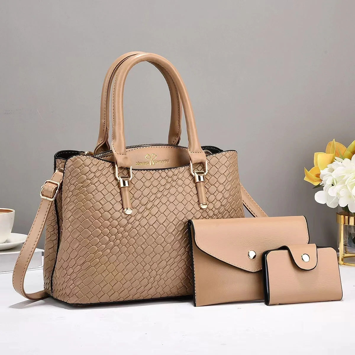 Retro woven three-piece shoulder bag set in various colours, showcasing large capacity and stylish design.