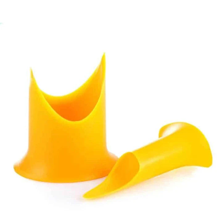 Pepper Core Seed Remover - A practical kitchen tool for effortless pepper preparation