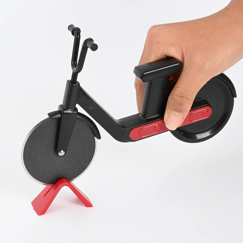 Versatile Stainless Steel Pizza Cutter for Effortless Slicing and Decorative Baking
