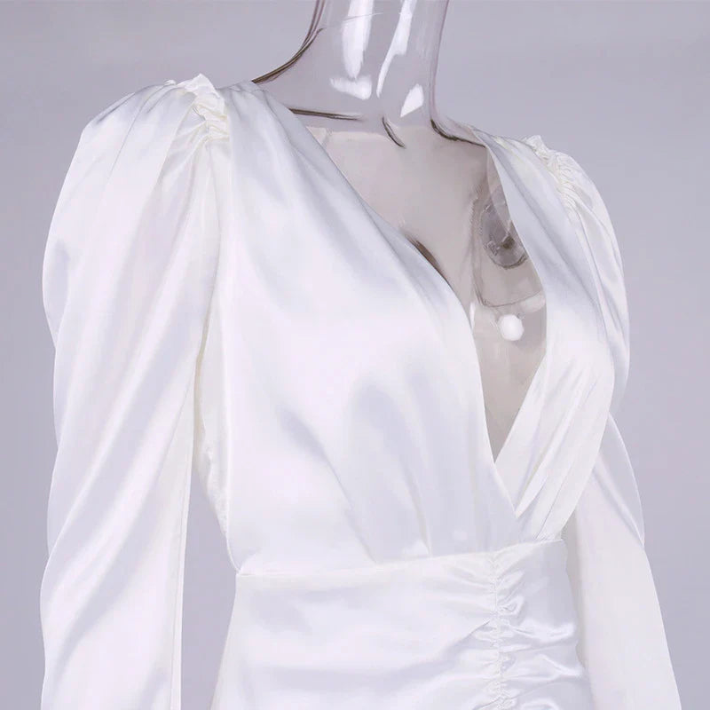 New Women's Sexy V-neck Pleated Puff Sleeve Dress in White and Black colours