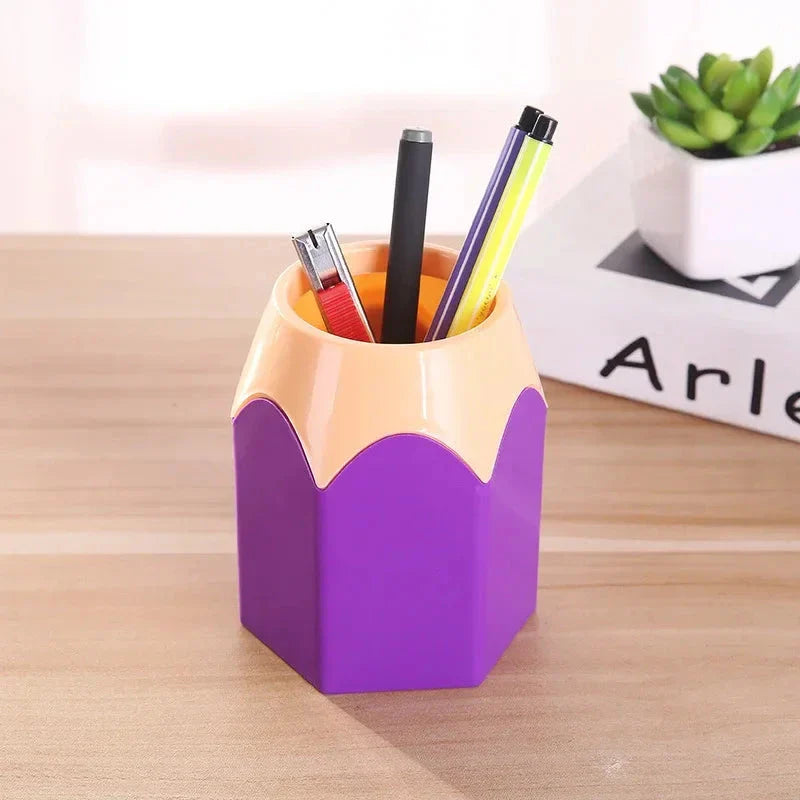 A stylish and functional desk organiser made from high-quality materials, designed to store pens, pencils, makeup brushes, and other office supplies.