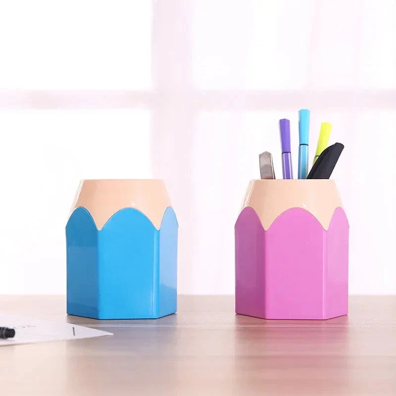 A stylish and functional desk organiser made from high-quality materials, designed to store pens, pencils, makeup brushes, and other office supplies.