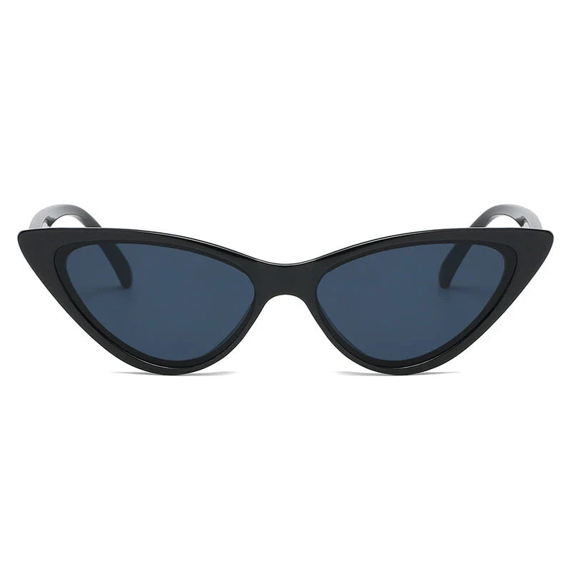 Chic Vintage Cat Eye Sunglasses for Women with UV400 Gradient Lenses in Leopard Brown Shade