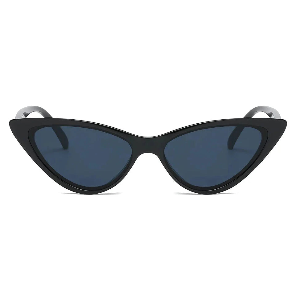 Chic Vintage Cat Eye Sunglasses for Women with UV400 Gradient Lenses in Leopard Brown Shade