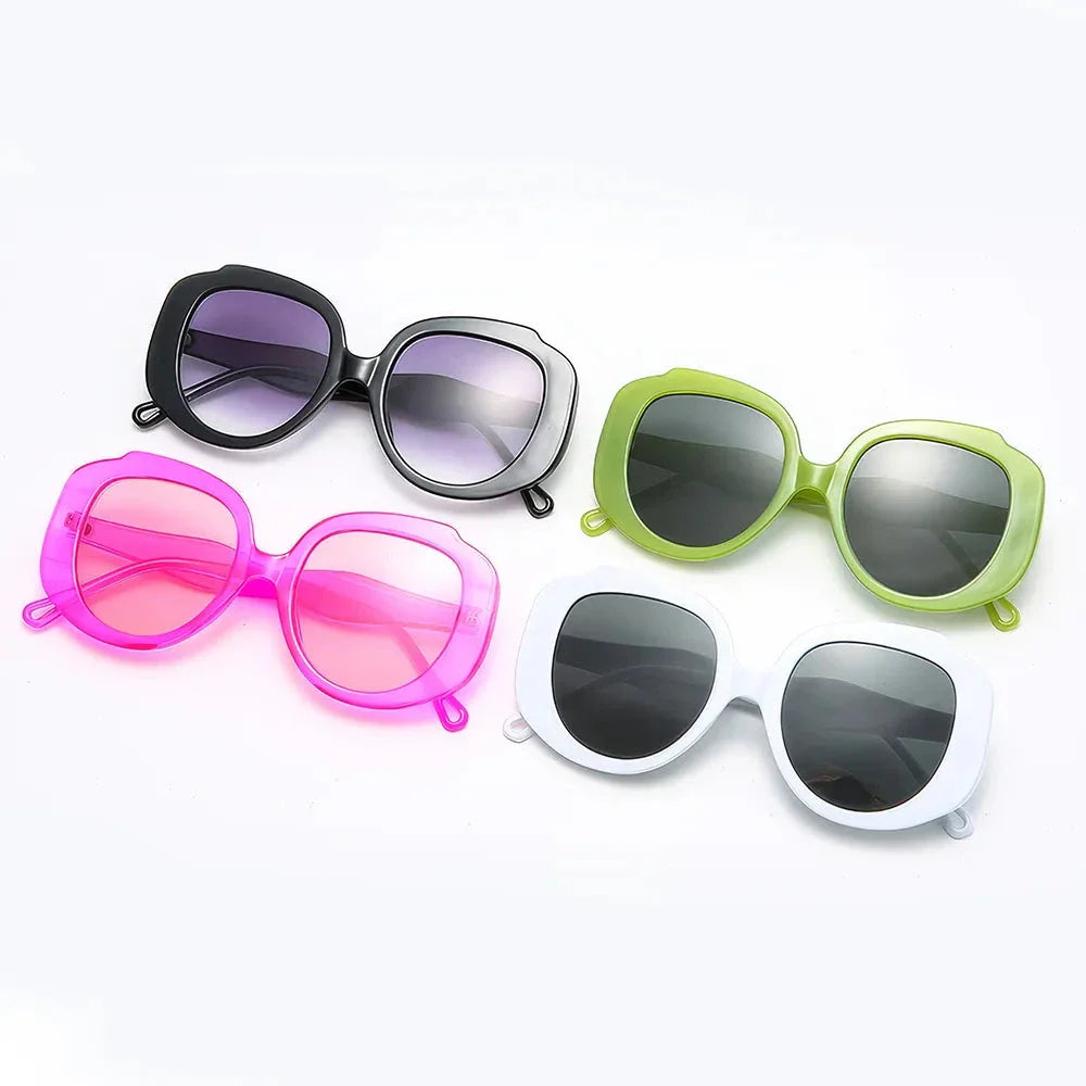 Oversize oval sunglasses for women with gradient candy-coloured lenses and chic oversized frames
