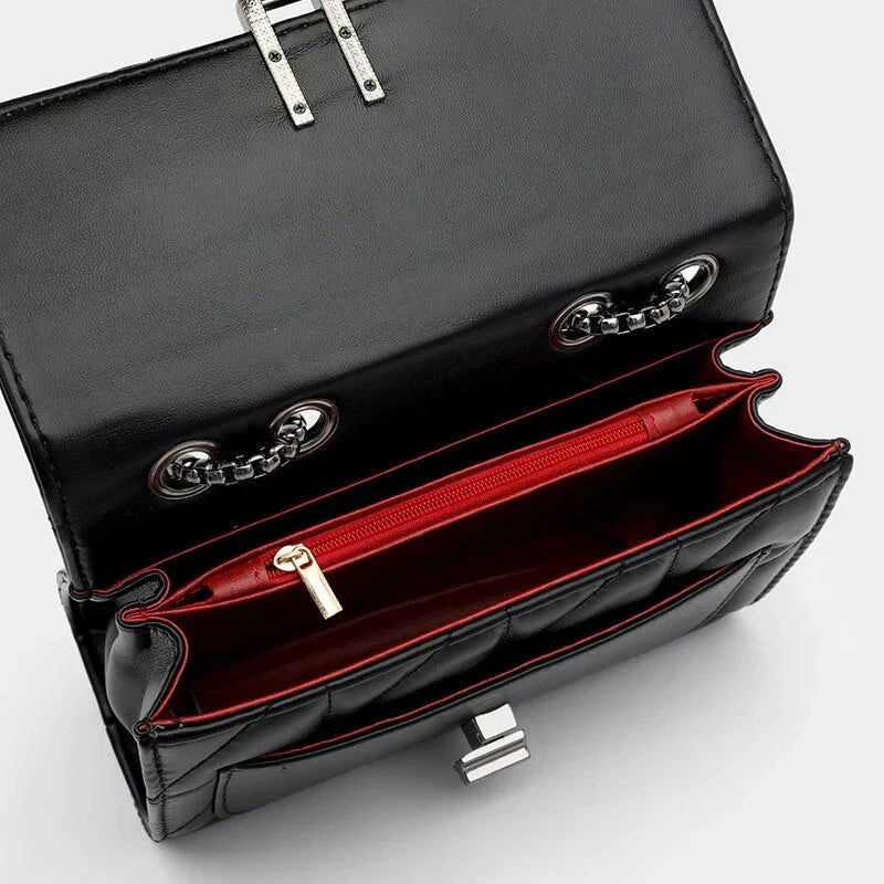 Chic Leather Chain Shoulder Bag in Black - Timeless British Elegance and Sophistication