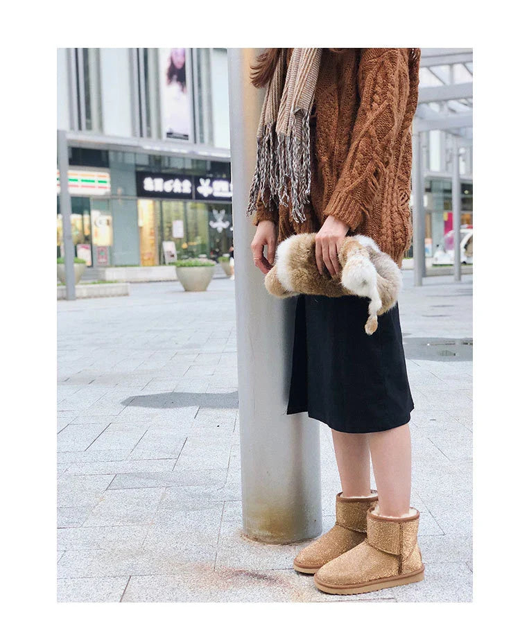 Rhinestone-embellished snow boots for women with durable rubber soles and warm insulation
