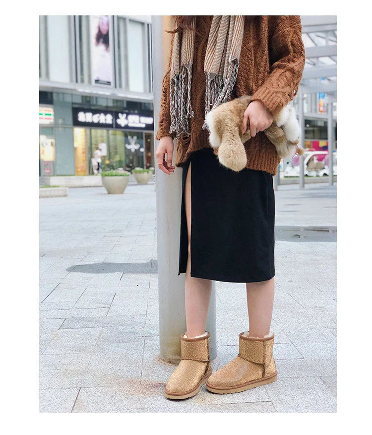 Rhinestone-embellished snow boots for women with durable rubber soles and warm insulation