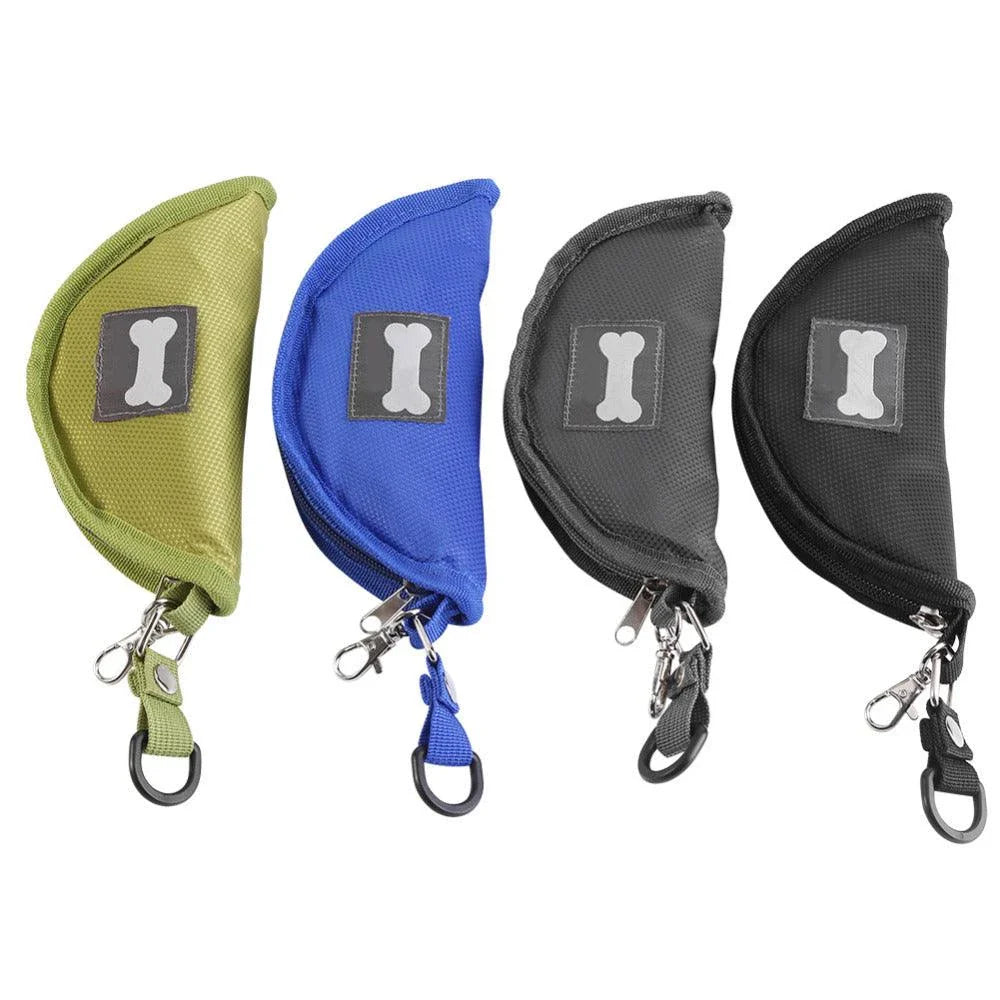 Collapsible pet bowl made of polyester, available in various colours, for outdoor adventures and activities with pets