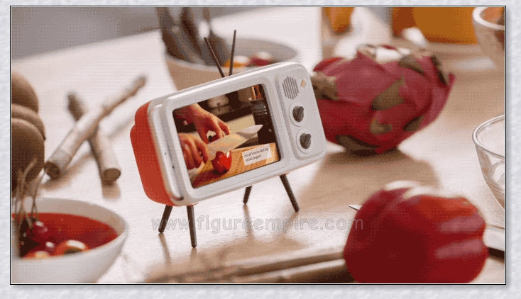Retro TV Phone Holder & Bluetooth Speaker - Stylish Vintage-Inspired Smartphone Stand and Wireless Speaker