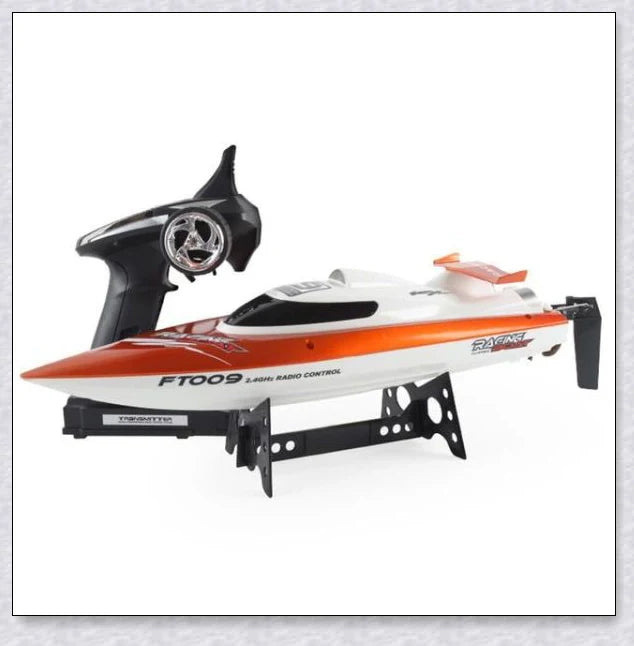 RC Speed Turbo Racing Boat - High-speed remote-controlled boat with sleek design and powerful performance