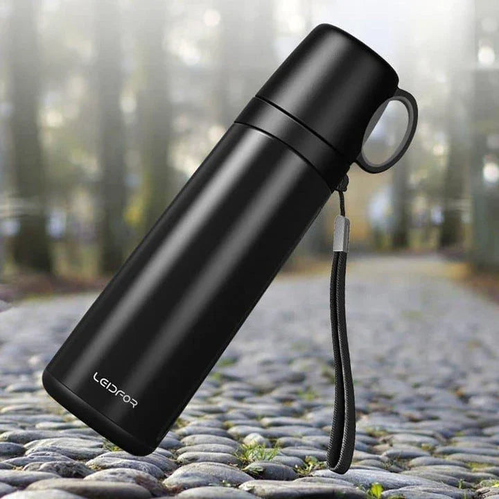 Premium business thermos with cup, made of stainless steel for long-lasting temperature retention and durable construction.